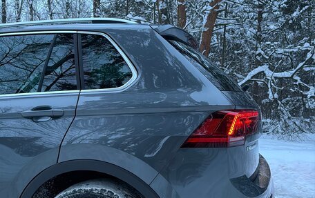 Volkswagen Tiguan II, 2018 год, 2 870 000 рублей, 10 фотография