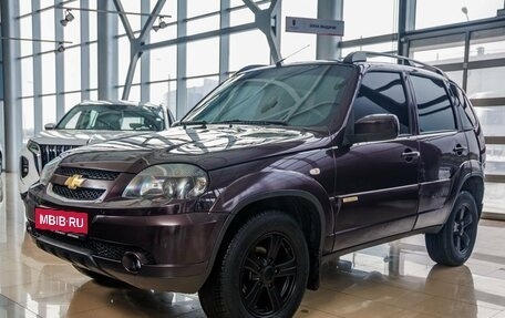 Chevrolet Niva I рестайлинг, 2017 год, 738 000 рублей, 3 фотография