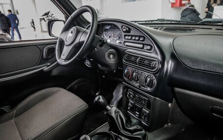 Chevrolet Niva I рестайлинг, 2017 год, 738 000 рублей, 16 фотография