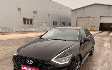 Hyundai Sonata VIII, 2021 год, 2 850 000 рублей, 1 фотография