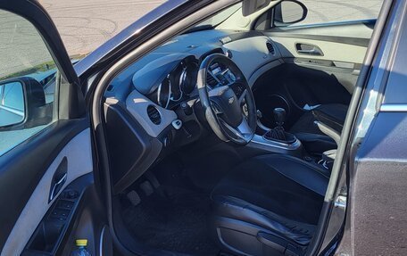 Chevrolet Cruze II, 2011 год, 610 000 рублей, 8 фотография