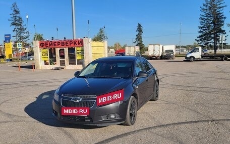 Chevrolet Cruze II, 2011 год, 610 000 рублей, 4 фотография