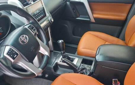 Toyota Land Cruiser Prado 150 рестайлинг 2, 2010 год, 2 870 000 рублей, 9 фотография