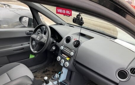 Mitsubishi Colt VI рестайлинг, 2007 год, 620 000 рублей, 2 фотография