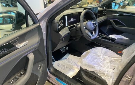 Volkswagen Tiguan, 2025 год, 5 100 000 рублей, 15 фотография