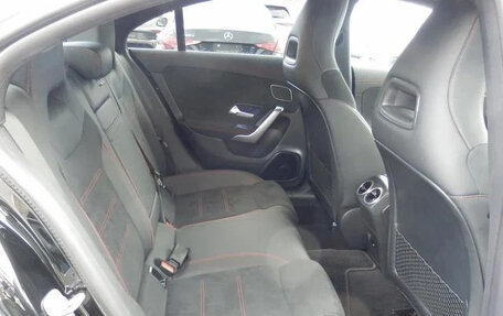 Mercedes-Benz CLA, 2025 год, 4 100 000 рублей, 14 фотография