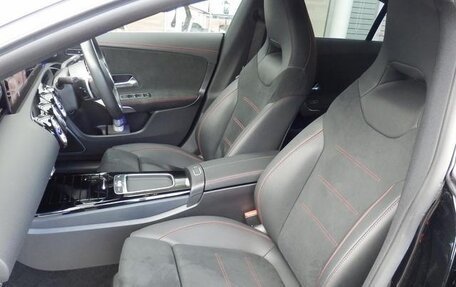 Mercedes-Benz CLA, 2025 год, 4 100 000 рублей, 13 фотография