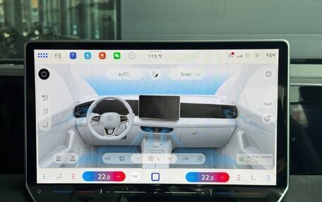 Volkswagen Tiguan, 2025 год, 4 800 000 рублей, 20 фотография