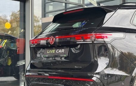 Volkswagen Tiguan, 2025 год, 4 800 000 рублей, 33 фотография