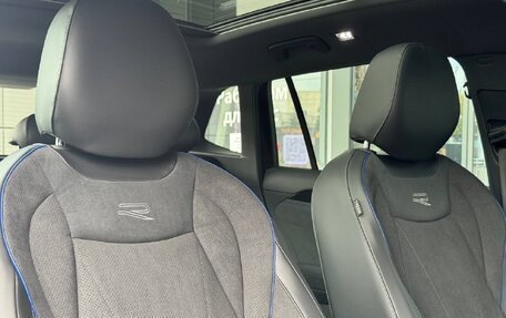 Volkswagen Tiguan, 2025 год, 4 800 000 рублей, 23 фотография