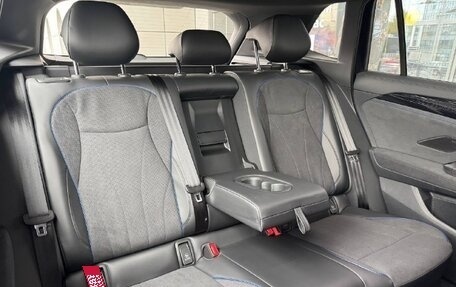 Volkswagen Tiguan, 2025 год, 4 800 000 рублей, 22 фотография