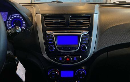 Hyundai Solaris II рестайлинг, 2012 год, 657 000 рублей, 5 фотография