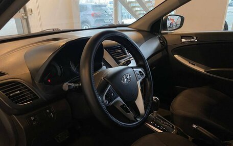 Hyundai Solaris II рестайлинг, 2012 год, 657 000 рублей, 15 фотография