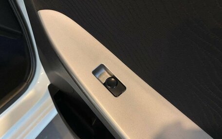 Hyundai Solaris II рестайлинг, 2012 год, 657 000 рублей, 20 фотография