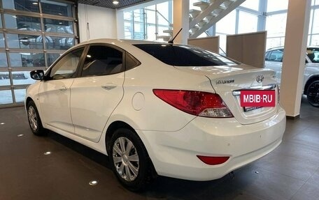 Hyundai Solaris II рестайлинг, 2012 год, 657 000 рублей, 32 фотография