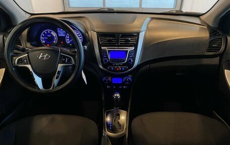 Hyundai Solaris II рестайлинг, 2012 год, 657 000 рублей, 36 фотография