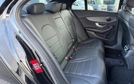 Mercedes-Benz C-Класс, 2017 год, 1 900 000 рублей, 8 фотография