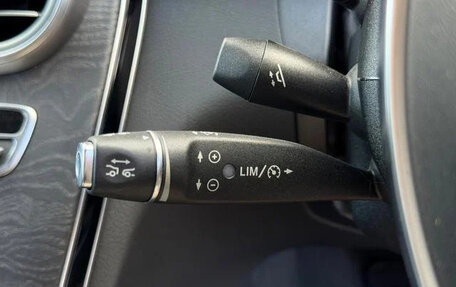 Mercedes-Benz C-Класс, 2017 год, 1 900 000 рублей, 13 фотография