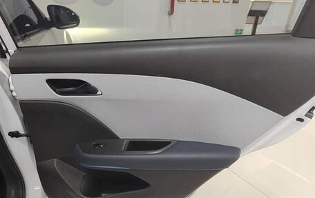 Chevrolet Monza, 2024 год, 1 147 978 рублей, 17 фотография