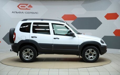 Chevrolet Niva I рестайлинг, 2019 год, 740 000 рублей, 4 фотография