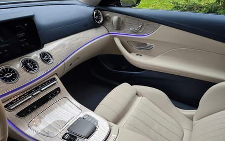 Mercedes-Benz E-Класс, 2021 год, 6 200 000 рублей, 9 фотография