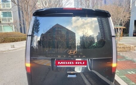 Hyundai Staria, 2025 год, 9 990 000 рублей, 4 фотография
