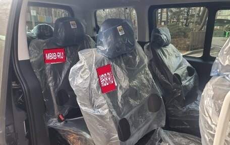 Hyundai Staria, 2025 год, 9 990 000 рублей, 14 фотография