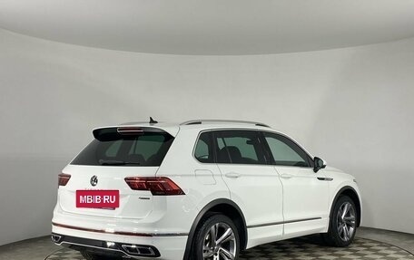 Volkswagen Tiguan II, 2021 год, 3 230 000 рублей, 5 фотография