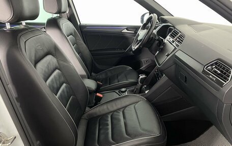 Volkswagen Tiguan II, 2021 год, 3 230 000 рублей, 12 фотография