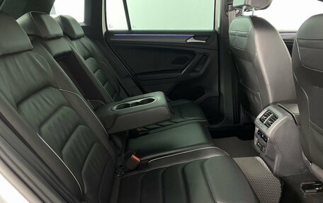 Volkswagen Tiguan II, 2021 год, 3 230 000 рублей, 13 фотография