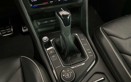 Volkswagen Tiguan II, 2021 год, 3 230 000 рублей, 16 фотография