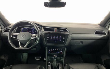 Volkswagen Tiguan II, 2021 год, 3 230 000 рублей, 15 фотография