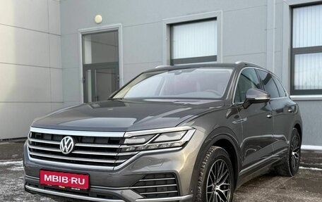 Volkswagen Touareg III, 2018 год, 4 150 000 рублей, 1 фотография