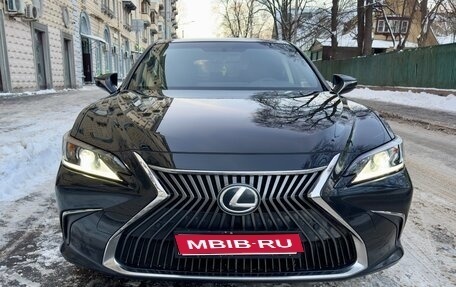 Lexus ES VII, 2020 год, 3 580 000 рублей, 1 фотография