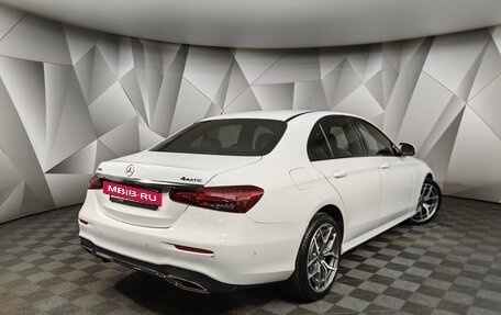 Mercedes-Benz E-Класс, 2020 год, 4 600 000 рублей, 2 фотография