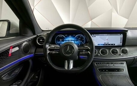 Mercedes-Benz E-Класс, 2020 год, 4 600 000 рублей, 20 фотография
