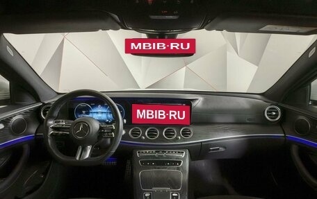 Mercedes-Benz E-Класс, 2020 год, 4 600 000 рублей, 14 фотография