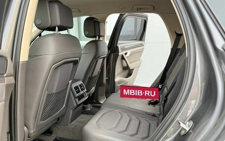 Volkswagen Touareg III, 2018 год, 4 150 000 рублей, 14 фотография