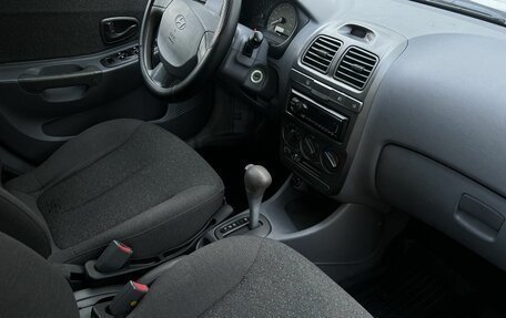 Hyundai Accent II, 2004 год, 375 000 рублей, 13 фотография