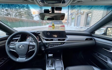 Lexus ES VII, 2020 год, 3 580 000 рублей, 6 фотография