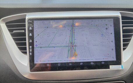 Hyundai Solaris II рестайлинг, 2018 год, 1 200 000 рублей, 16 фотография