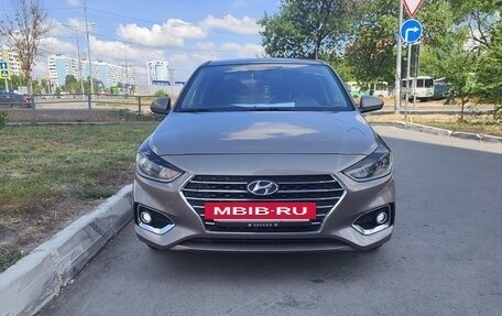 Hyundai Solaris II рестайлинг, 2018 год, 1 200 000 рублей, 18 фотография
