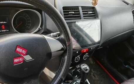 Mitsubishi ASX I рестайлинг, 2010 год, 700 000 рублей, 3 фотография