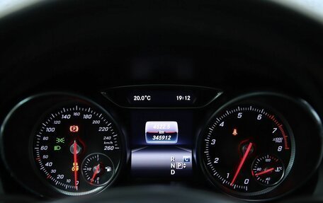 Mercedes-Benz GLA, 2017 год, 1 360 000 рублей, 12 фотография