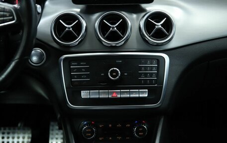 Mercedes-Benz GLA, 2017 год, 1 360 000 рублей, 15 фотография