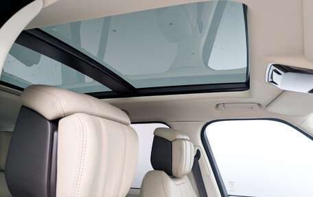 Land Rover Range Rover IV рестайлинг, 2021 год, 9 200 000 рублей, 24 фотография