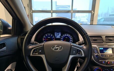 Hyundai Solaris II рестайлинг, 2015 год, 999 000 рублей, 10 фотография