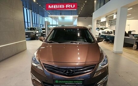 Hyundai Solaris II рестайлинг, 2015 год, 999 000 рублей, 2 фотография