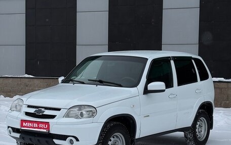 Chevrolet Niva I рестайлинг, 2018 год, 720 000 рублей, 1 фотография