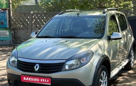 Renault Sandero I, 2014 год, 750 000 рублей, 1 фотография